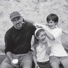 Familia Jobs