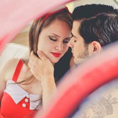 Casal no carro
