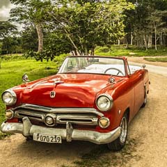 Carro em Cuba
