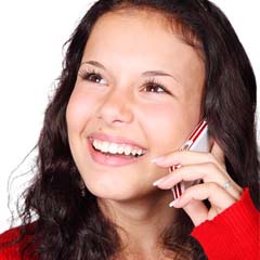 Mulher ao telefone