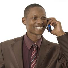 Africano ao telefone