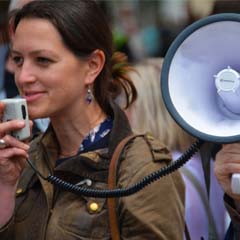 Mulher megafone