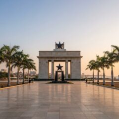 Arco da Independência em Acra no Gana simbolizando a história da independência do país.